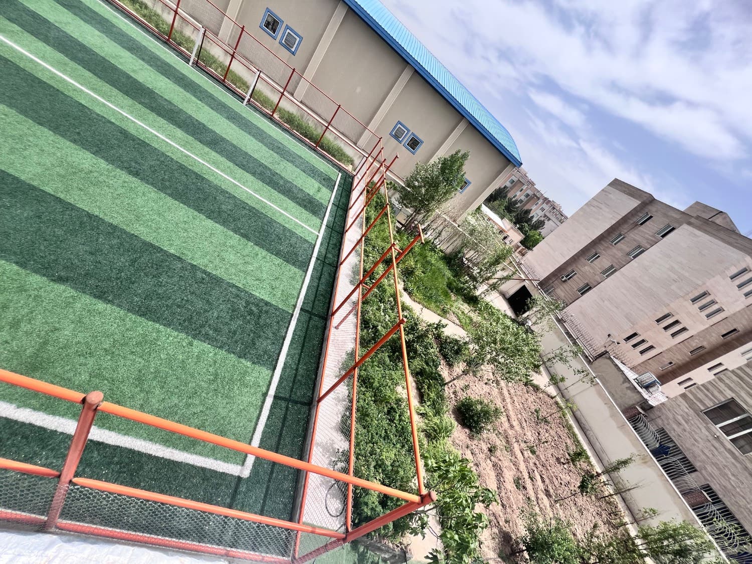 پیش دبستان و دبستان پسرانه نخبگان نوین